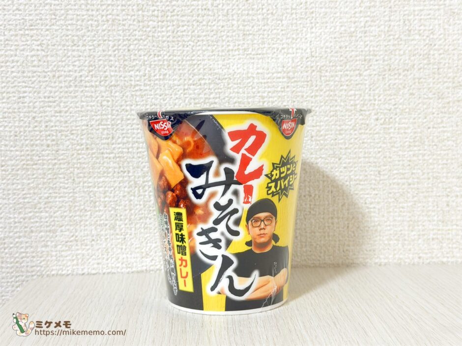 日清食品 カレーみそきんのパッケージ正面